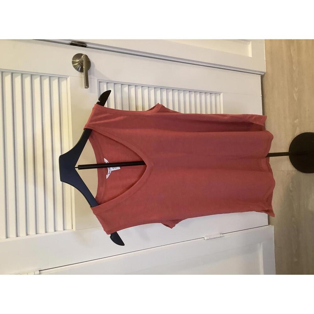 Athleta Sleeveless V Neck Tank Blood Orange Rust Athleisure Workout Top Medium